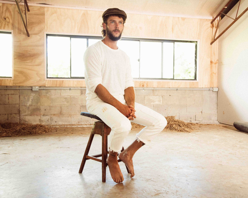 Sonder | John Barrett Speaks to the Universe