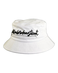 The Rusty bucket hat in white cotton twill with black Fallenbrokenstreet logo embroidery. Clean, bold front branding makes this unisex hat a standout for beach, city, or travel days. Ideal for everyday wear with sun protection and streetwear flair.

