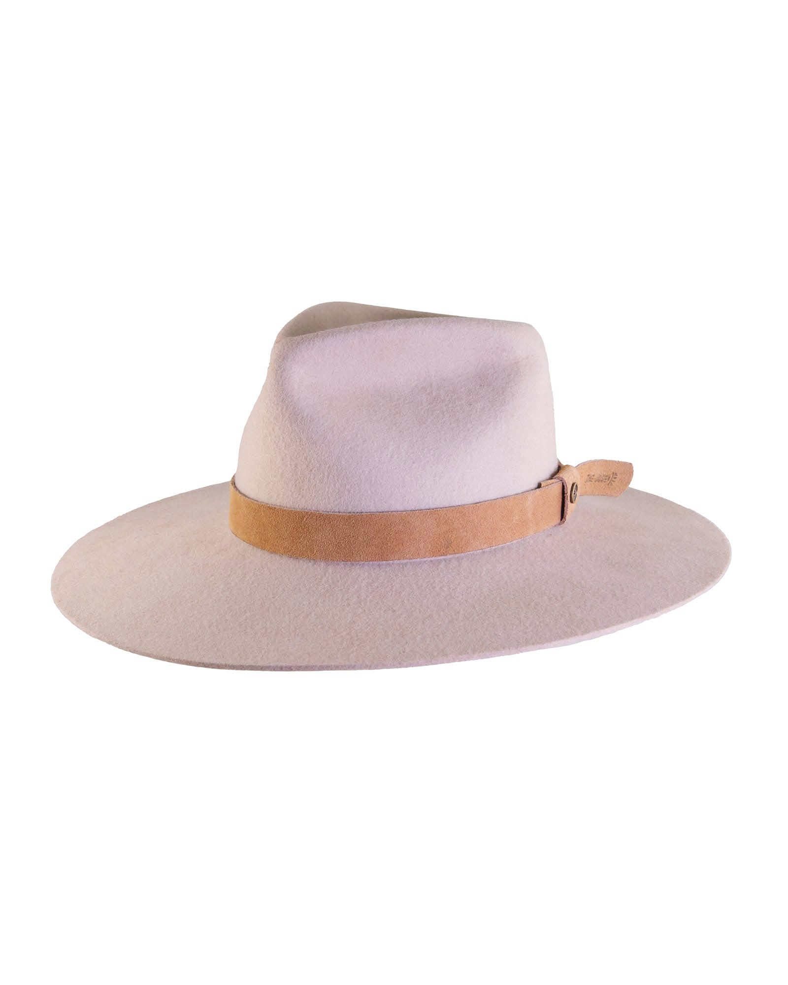 The Jose felt hat – front view with black suede band

