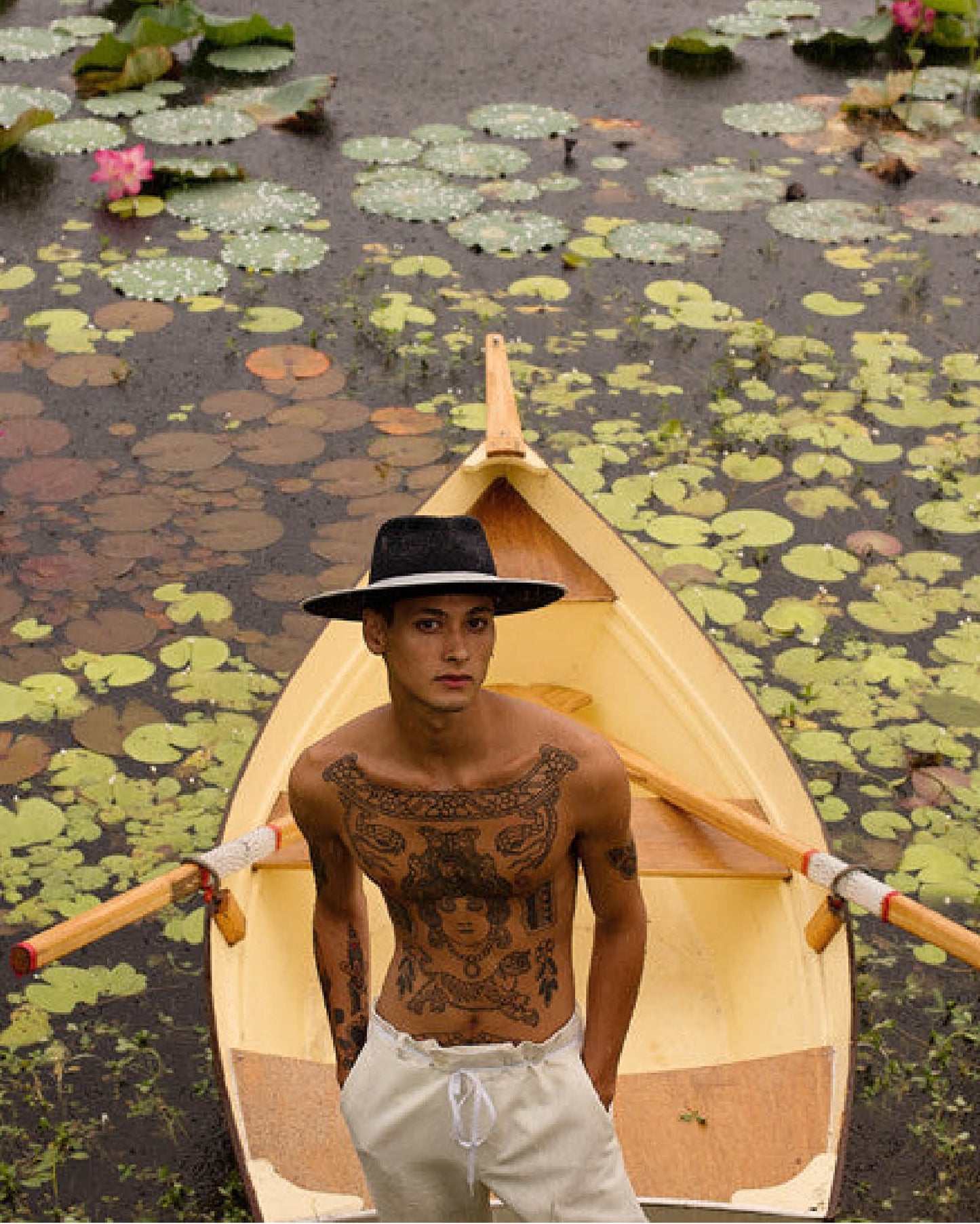 The TripTych Series Felt Hat - Triangle - Navy/White