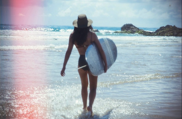 O Chapéu de Surf - Kahaki - CRIANÇAS
