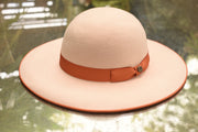 Chapéu de feltro da série TripTych - redondo - marfim/laranja queimado