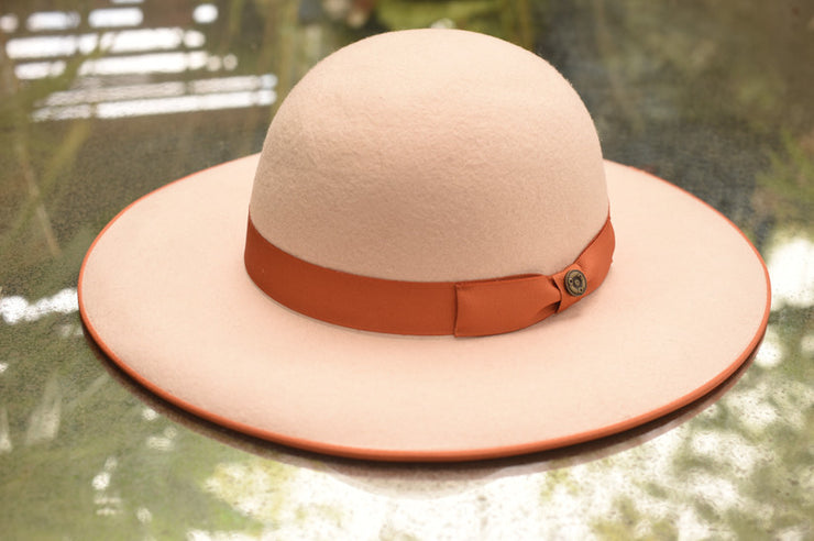 The TripTych Series Felt Hat - Round - Ivory/Burnt Orange