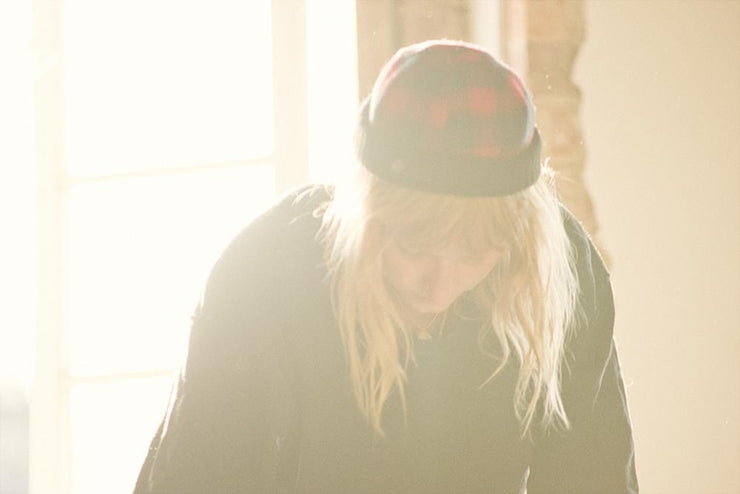 The New Yorker Cap - Red Tartan